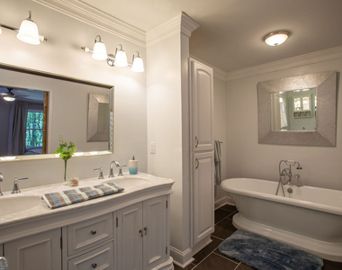 297 Graves Road - Photo Thumbnail 9