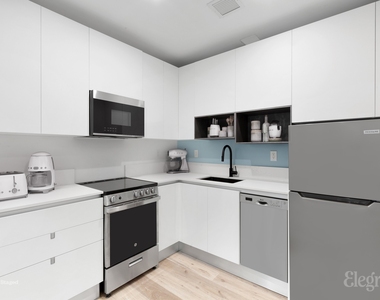 1638 Park Avenue - Photo Thumbnail 2