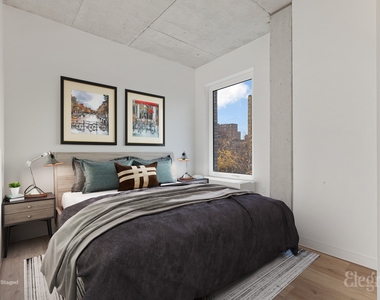 1638 Park Avenue - Photo Thumbnail 3