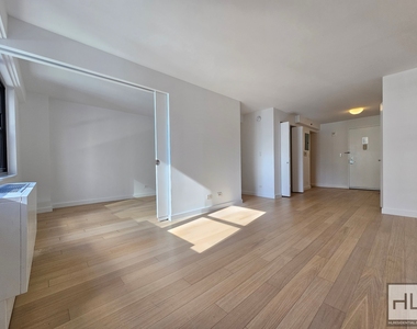 East 39th Street - Photo Thumbnail 1