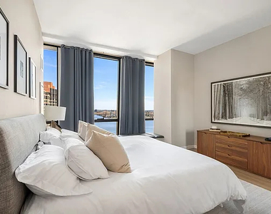 626 1st Avenue - Photo Thumbnail 5