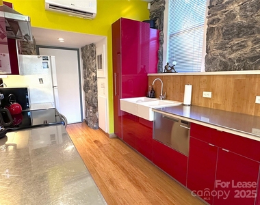 130c Biltmore Avenue - Photo Thumbnail 5