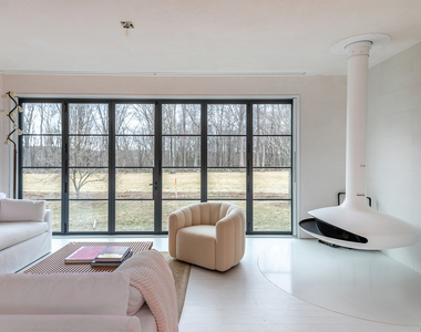 24 Old Roxbury Road - Photo Thumbnail 6