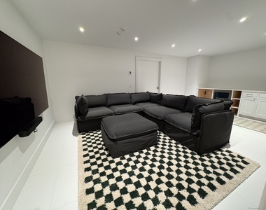 24 Old Roxbury Road - Photo Thumbnail 31