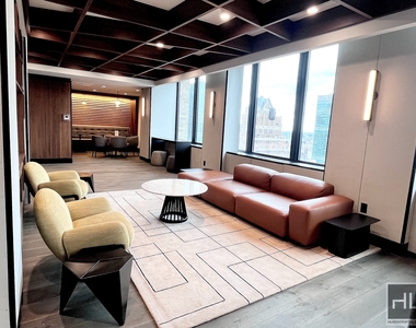 East 40th Street - Photo Thumbnail 11