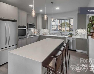909 Camden Grandview Road - Photo Thumbnail 10