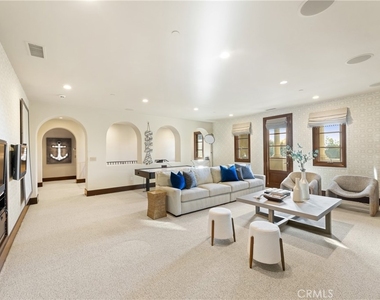 16 Shore Walk - Photo Thumbnail 60