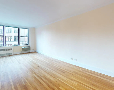 305 West 13th Street - Photo Thumbnail 0