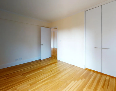 305 West 13th Street - Photo Thumbnail 5