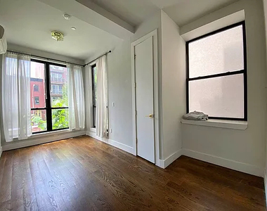 489 Washington Avenue - Photo Thumbnail 1