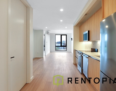 1010 Pacific Street - Photo Thumbnail 2