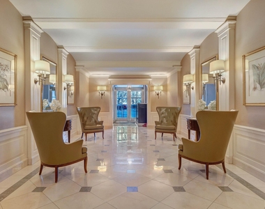 128 Central Park South - Photo Thumbnail 13