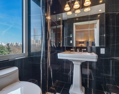 128 Central Park South - Photo Thumbnail 9