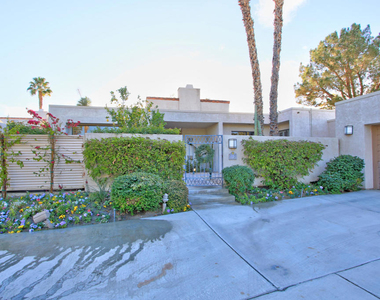 913 Inverness Drive - Photo Thumbnail 4