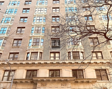 W 98th St - Photo Thumbnail 8