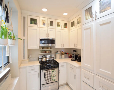108 West 71st Street - Photo Thumbnail 1