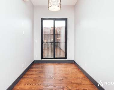 269 Meserole Street - Photo Thumbnail 6