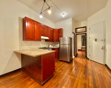 137 Bleecker Street - Photo Thumbnail 4