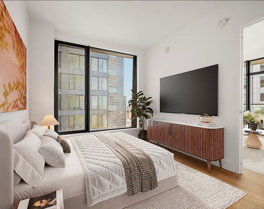 Rockwell Place - Photo Thumbnail 2