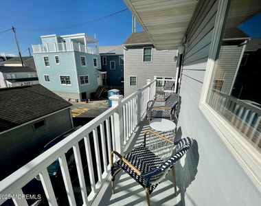 23 E Surf Way - Photo Thumbnail 2