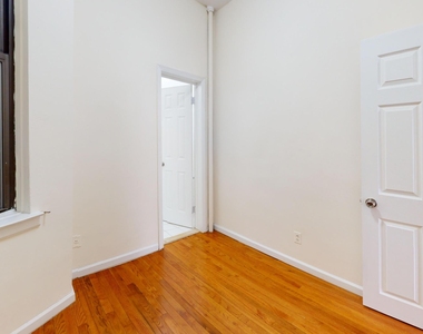 434 East 89th Street - Photo Thumbnail 5