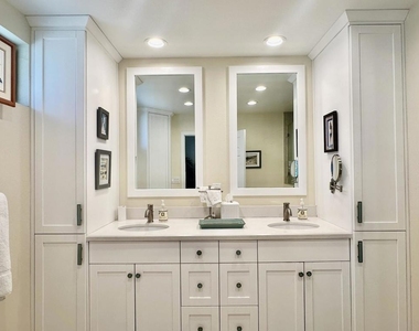 110 Giralda Circle - Photo Thumbnail 11