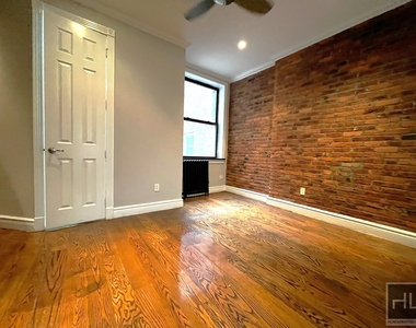 East 35th Street - Photo Thumbnail 4