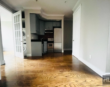 East 35th Street - Photo Thumbnail 8
