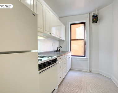 511 West 169th Street - Photo Thumbnail 4