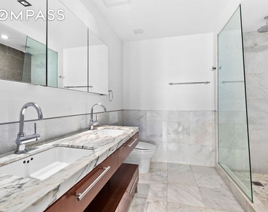 2-17 51st Avenue - Photo Thumbnail 5