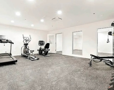 2155 Caton Avenue - Photo Thumbnail 7