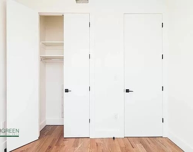 406 Cornelia Street - Photo Thumbnail 5