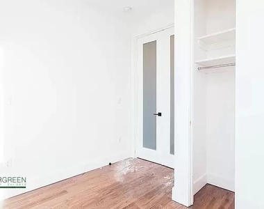 406 Cornelia Street - Photo Thumbnail 6