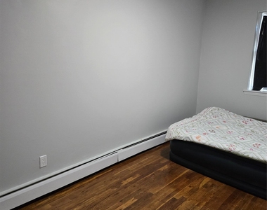 544 E 81st Street - Photo Thumbnail 6