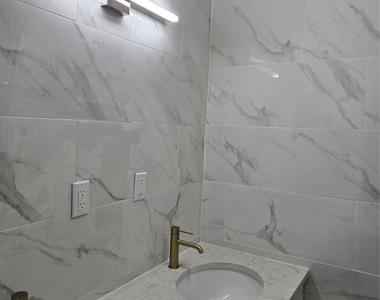 544 E 81st Street - Photo Thumbnail 1