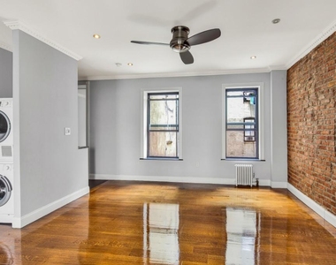 334 East 100th Street - Photo Thumbnail 3