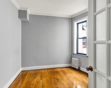 334 East 100th Street - Photo Thumbnail 5