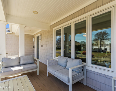 866 Red Oaks Drive - Photo Thumbnail 3