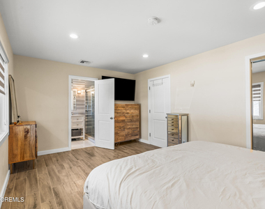 866 Red Oaks Drive - Photo Thumbnail 21