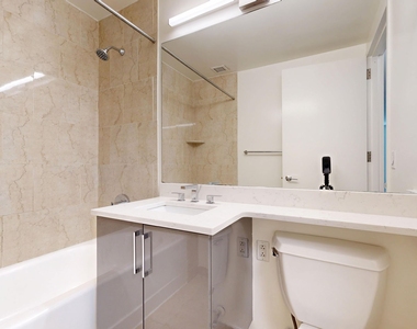 10 Hanover Square - Photo Thumbnail 4