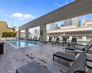 400 S Broadway - Photo Thumbnail 26