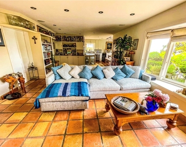 30722 Marilyn Drive - Photo Thumbnail 10