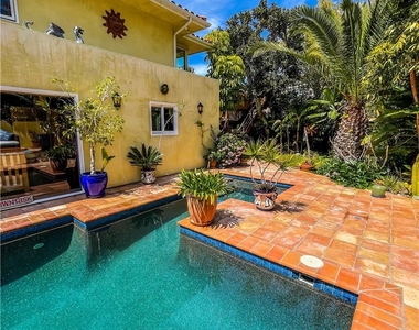 30722 Marilyn Drive - Photo Thumbnail 42