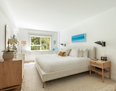 145 E 84th Street - Photo Thumbnail 3