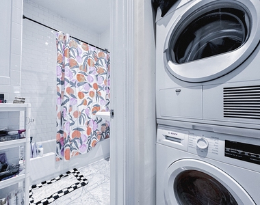 340 East 55th Street - Photo Thumbnail 7