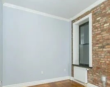 202 East 13th Street - Photo Thumbnail 4