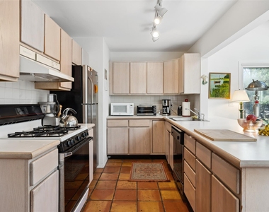 34 Underwood Drive - Photo Thumbnail 16