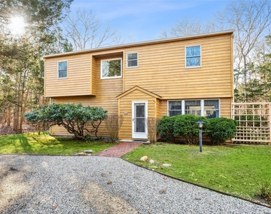 34 Underwood Drive - Photo Thumbnail 5