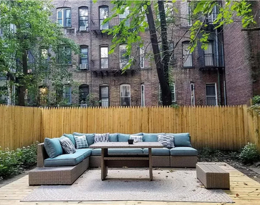 East 83rd Street - Photo Thumbnail 17