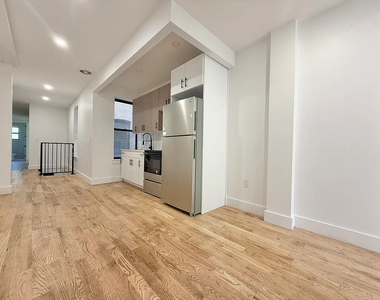 1518 Jefferson Avenue - Photo Thumbnail 14